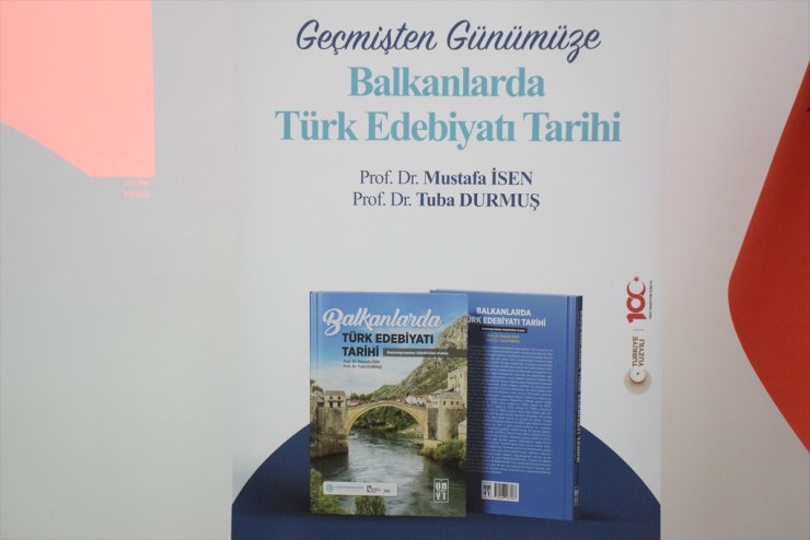 Arnavutluk’ta "Balkanlar'da Türk Edebiyatı Tarihi" kitabı tanıtıldı