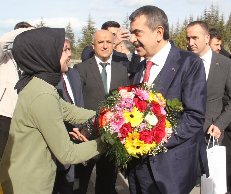 Milli Eğitim Bakanı Yusuf Tekin, Konya'da ziyaretlerde bulundu: