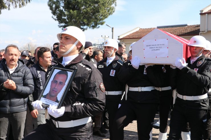 Şehit polis memuru için Samsun'da tören