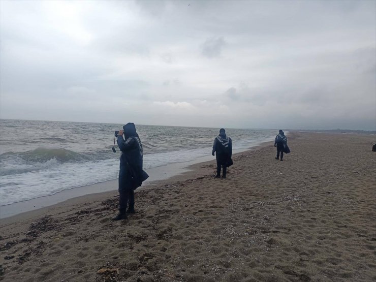 Marmara Denizi'nde 21 gün önce batan geminin kayıp mürettebatı aranıyor