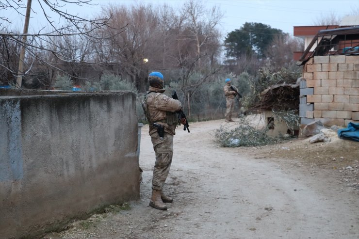 Şanlıurfa'da terör örgütü PKK'ya yönelik operasyonda 17 şüpheliye gözaltı