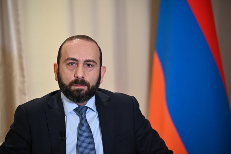 Ermenistan Dışişleri Bakanı Mirzoyan, Türkiye ile ilişkileri ve Azerbaycan'la barış görüşmelerini değerlendirdi: