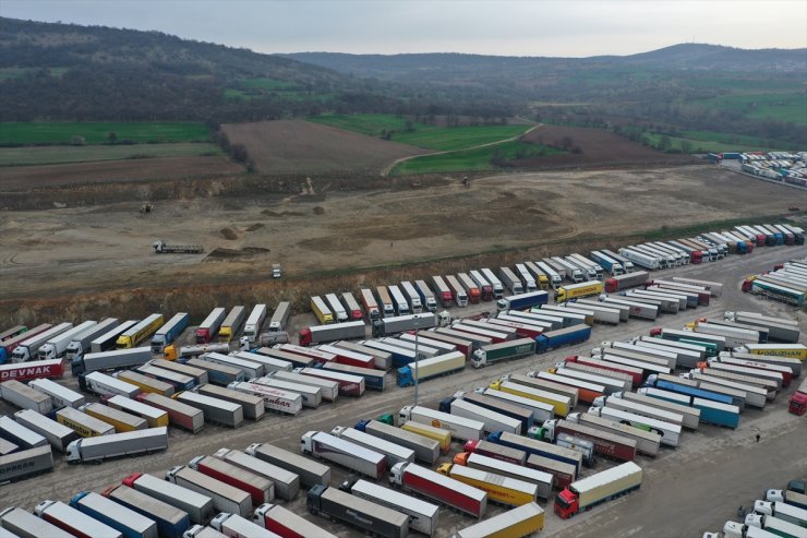 Hamzabeyli Sınır Kapısı'ndaki tır parkının kapasitesi iki katına çıkarılıyor