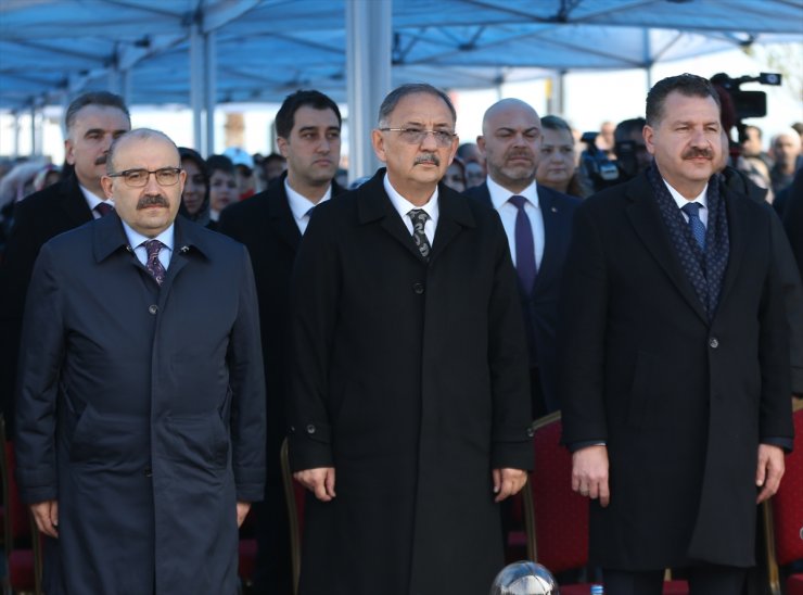 Çevre, Şehircilik ve İklim Değişikliği Bakanı Özhaseki, Balıkesir'de yol açılışında konuştu: