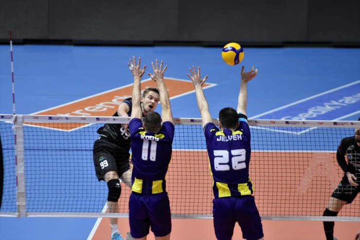 Voleybol: AXA Sigorta Efeler Ligi