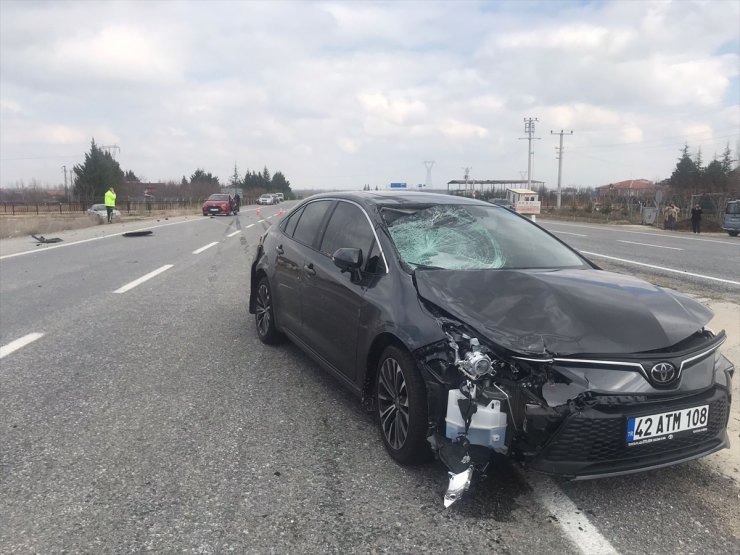 Konya'da adres sormak için aracından inen sürücü, otomobilin çarpması sonucu öldü