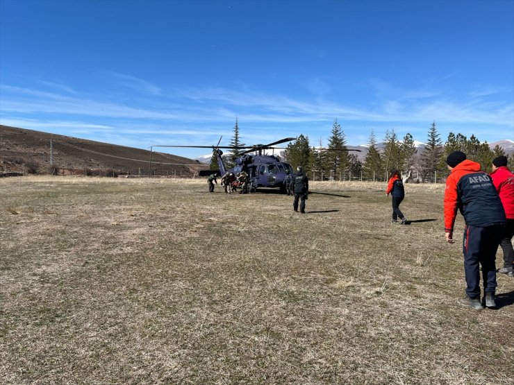 Aladağlar'da ölen rehberin cenazesi, bulunduğu yerden helikopterle alındı