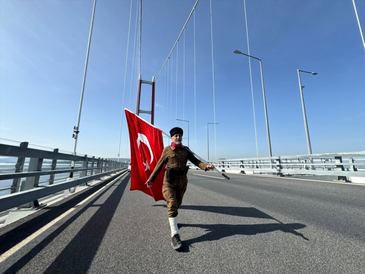 İstanbul'dan yola çıkan gazi torunu Saffet Gümüş, 1915 Çanakkale Köprüsü'nden geçti