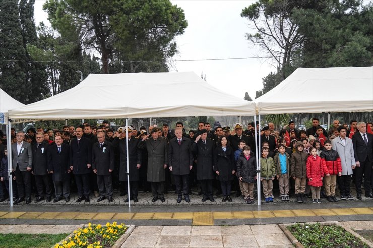 Milli şair Mehmet Akif Ersoy, İstiklal Marşı'nın kabulünün 103. yılında anıldı