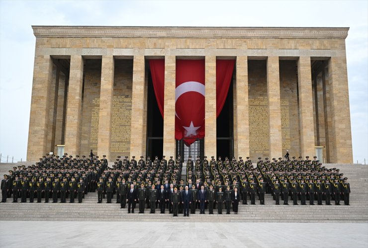 Büyük önder Atatürk'ün Kara Harp Okulu'na girişinin 125'inci yıl dönümü