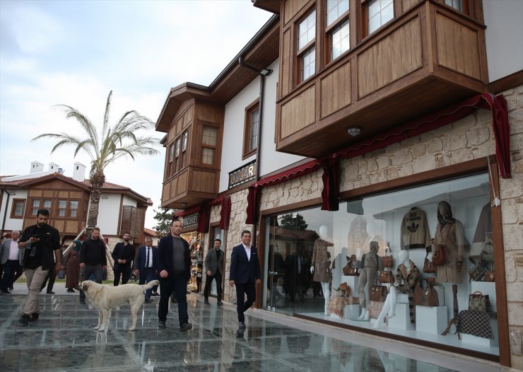 Cumhur İttifakı Antalya Büyükşehir Belediye Başkan adayı Tütüncü, Manavgat'ta konuştu: