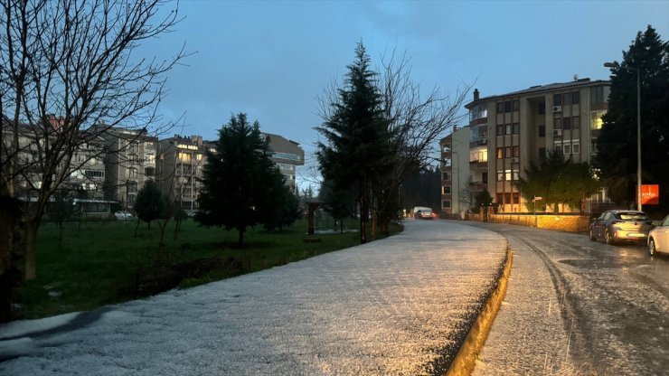 Edirne'de sağanak ve dolu etkili oldu