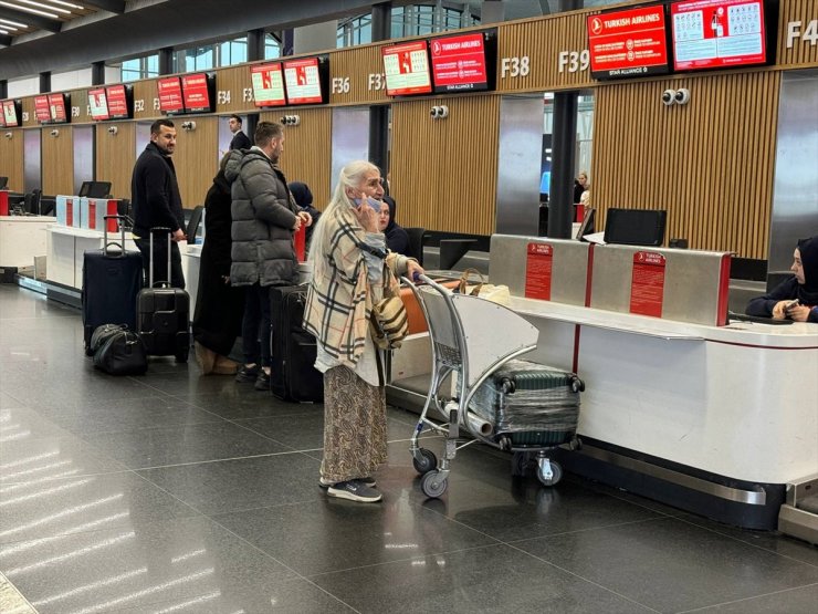 İranlı akademisyen bir ay yaşadığı İstanbul Havalimanı'ndan ayrıldı