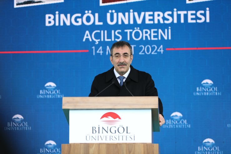 Cumhurbaşkanı Yardımcısı Yılmaz, Bingöl Üniversitesi'ndeki toplu açılış töreninde konuştu: