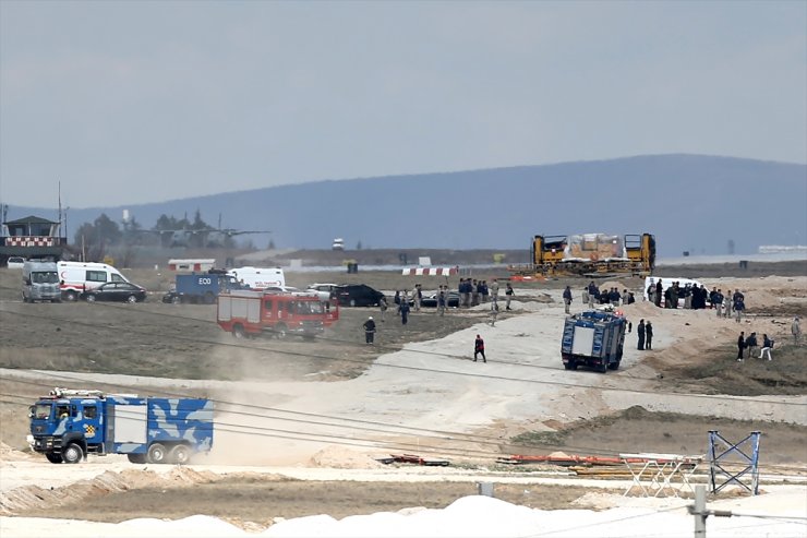 Konya'da askeri eğitim uçağı düştü