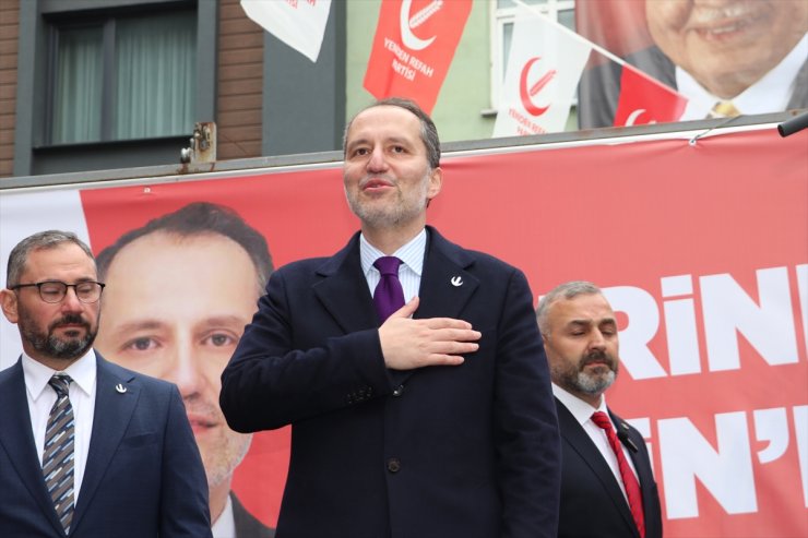 Yeniden Refah Partisi Genel Başkanı Fatih Erbakan, Trabzon'da vatandaşlarla buluştu