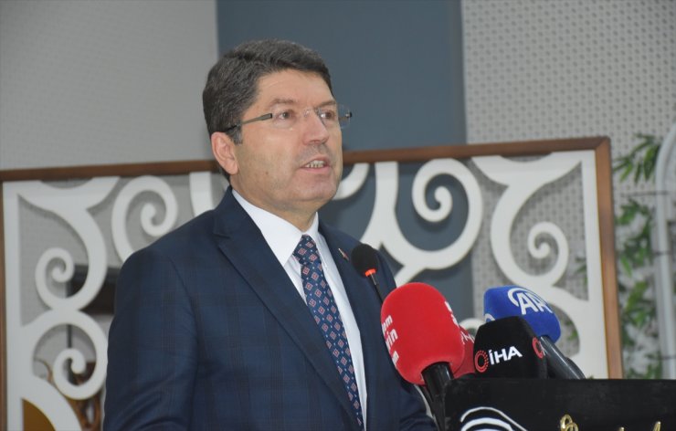 Adalet Bakanı Tunç, Artvin'de iftar programına katıldı: