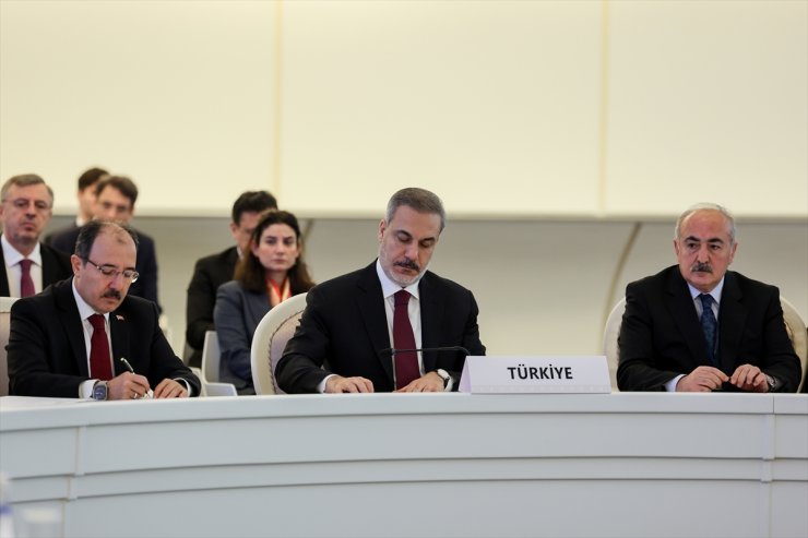 Bakan Fidan, Türkiye-Azerbaycan-Gürcistan Üçlü Dışişleri Bakanları Toplantısı sonrasında konuştu: