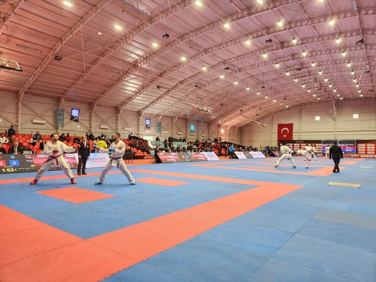 Karate 1 Premier Lig Turnuvası'nın ikinci ayağı, Antalya'da başladı