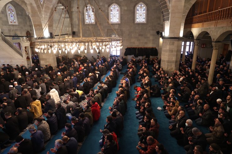 TSK Mehmetçik Vakfı Erzurum'da şehitler ve merhum gaziler için mevlit okuttu