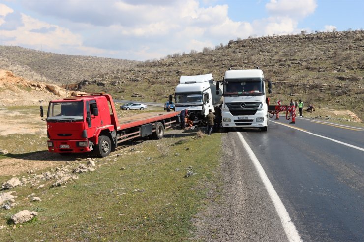 Mardin'de tanker ile otomobil çarpıştı, 1 kişi öldü