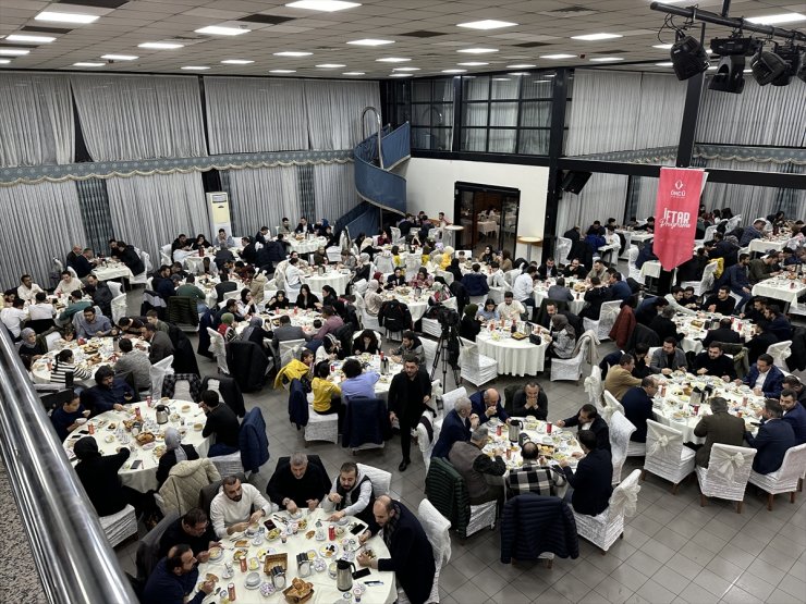 Öncü Spor Kulübü imam hatipli şampiyon sporcuları iftarda buluşturdu