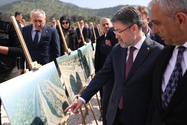 Tarım ve Orman Bakanı Yumaklı, İzmir'de konuştu: