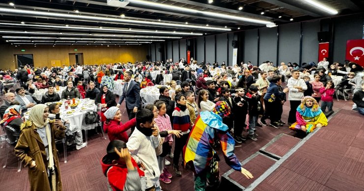 AK Parti Genel Başkan Yardımcısı Karaaslan, Samsun'da iftar programına katıldı