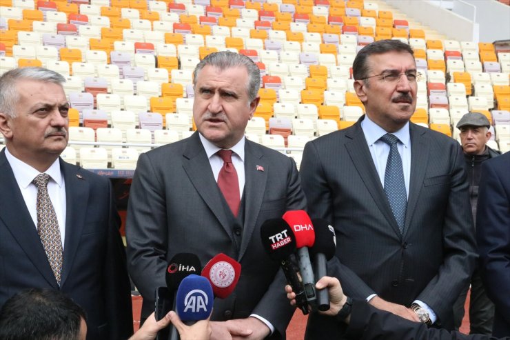 Gençlik ve Spor Bakanı Bak, Yeni Malatya Stadyumu'nda incelemede bulundu: