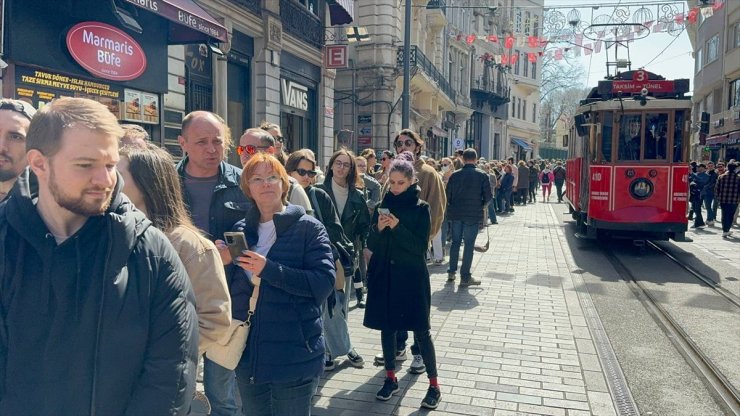 İstanbul'daki Rus vatandaşları sandık başına gitti