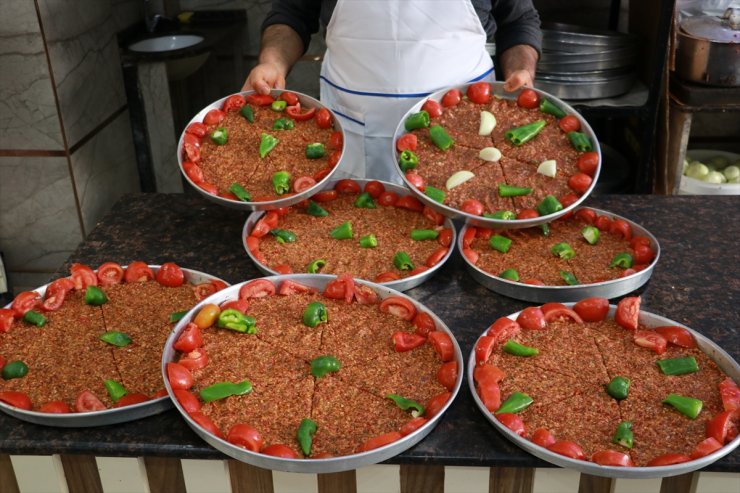 Tescilli Kilis tava iftar sofralarının vazgeçilmezi