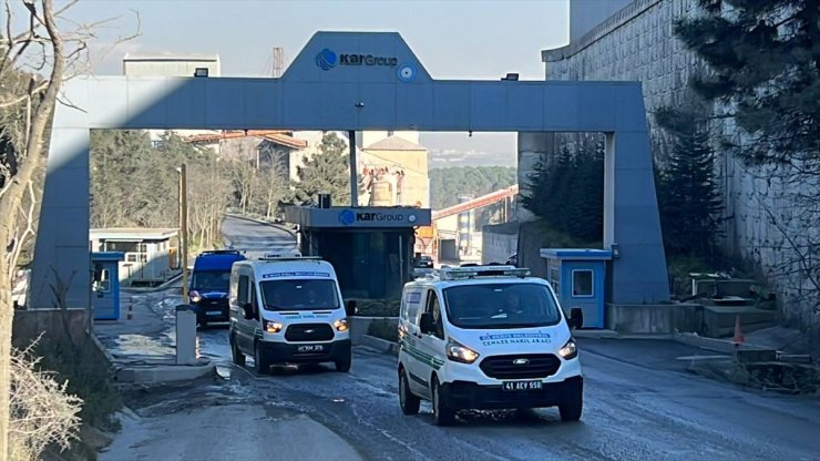 GÜNCELLEME - Kocaeli'de sanayi tüpünün patlaması sonucu 2 kişi öldü, 6 kişi yaralandı