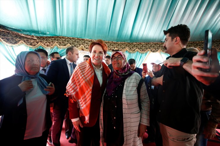 İYİ Parti Genel Başkanı Akşener, Antalya'da seçim çalışmalarını sürdürdü