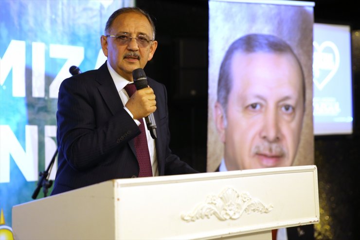 Bakan Özhaseki, Şanlıurfa'da iftar programında konuştu: