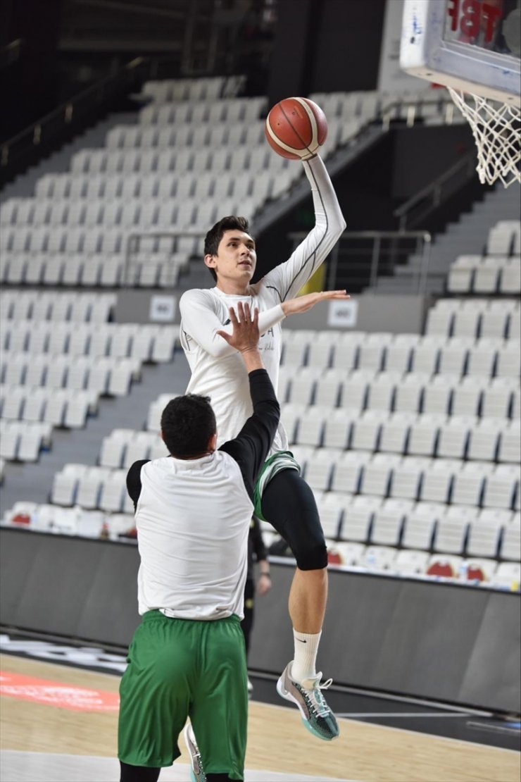 Manisa Büyükşehir Belediyespor, Anadolu Efes karşısında taraftar desteği bekliyor