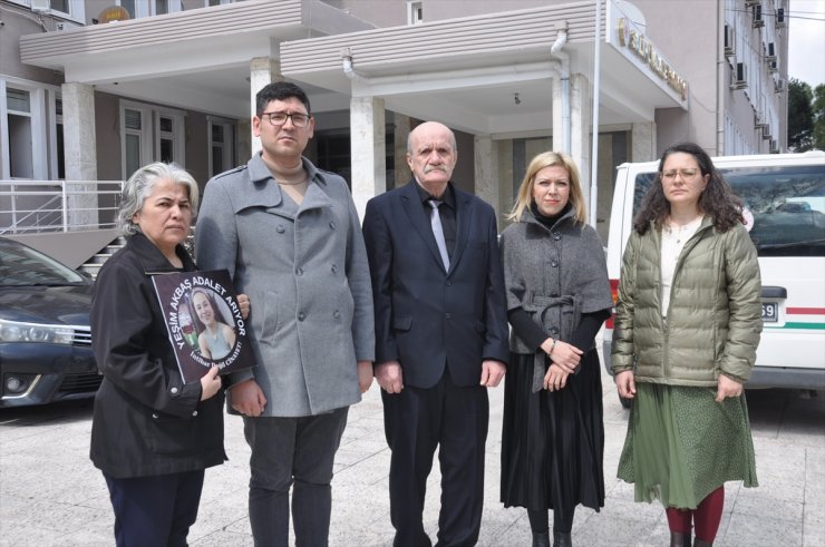 Manisa'da bir kadının lojmanda ölü bulunmasıyla ilgili polisin yargılanmasına başlandı