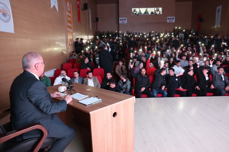 Milli Savunma Bakanı Güler, "Gençlik Aşkıyla Bayburt Buluşması"na katıldı: