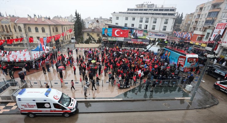 CHP Genel Başkanı Özel, Kilis'te halk buluşmasına katıldı: