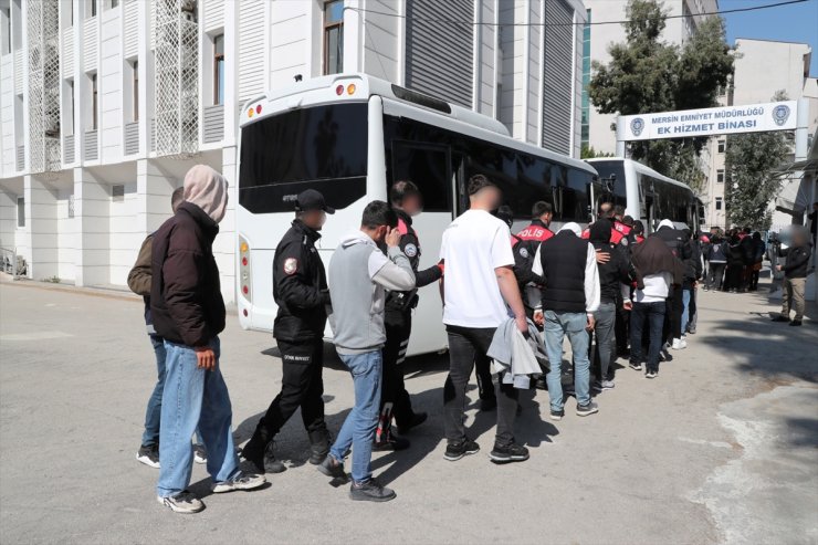 Mersin'deki dolandırıcılık operasyonunda 32 şüpheli yakalandı