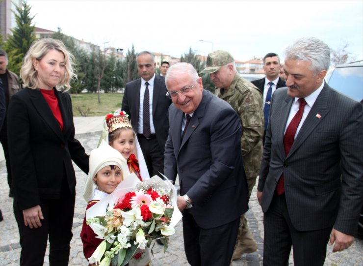 Milli Savunma Bakanı Güler, Kırıkkale Valisi Makas'ı ziyaret etti