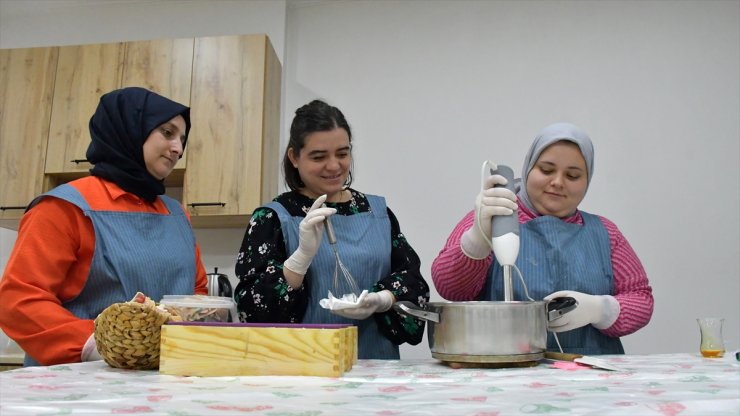 Düzce'de kooperatif kuran kadınlar, doğal yağlardan ürettikleri sabunlarla markalaşmak istiyor