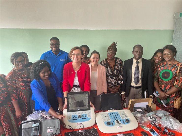 TİKA, Zambiya'da işitme testi cihazı yardımında bulundu