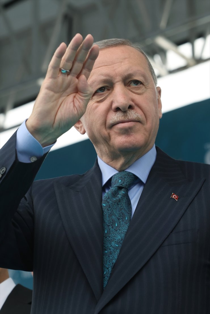 Cumhurbaşkanı ve AK Parti Genel Başkanı Erdoğan, partisinin Bursa mitinginde konuştu: (1)