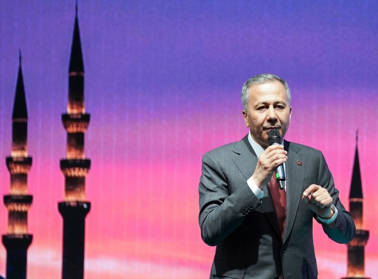 İçişleri Bakanı Yerlikaya, Büyükçekmece'de iftar programına katıldı: