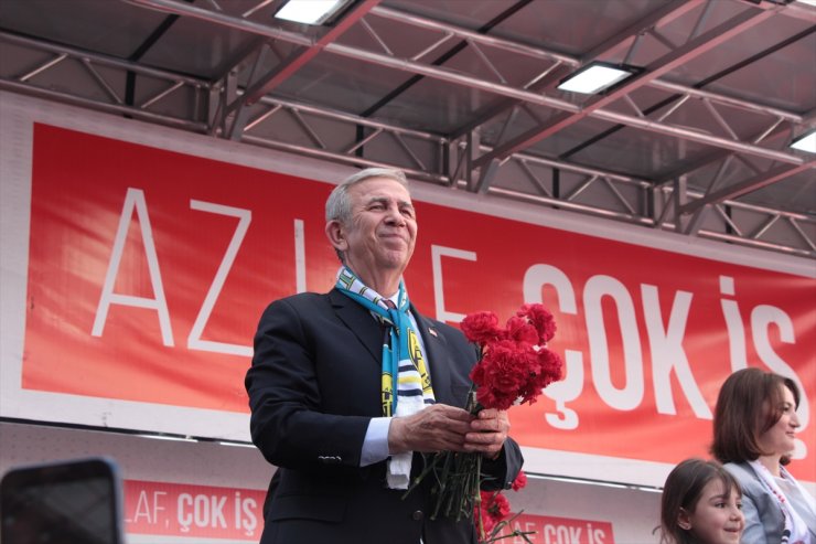 Ankara Büyükşehir Belediye Başkanı Yavaş, seçim çalışmalarını Beypazarı'nda sürdürdü