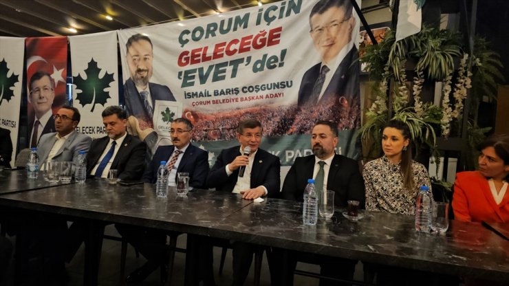 Gelecek Partisi Genel Başkanı Davutoğlu, Çorum'da iftar programına katıldı