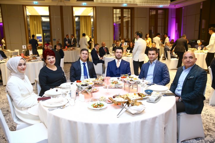 THY'nin Bakü'deki iftarında farklı sektörlerin temsilcileri bir araya geldi