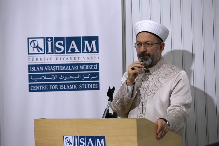 Diyanet İşleri Başkanı Erbaş, İslam Araştırmaları Merkezi'nin iftarında konuştu: