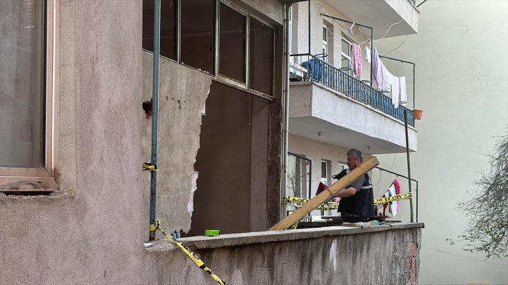 Kocaeli'de tadilat sırasında üzerine duvar yıkılan çocuk öldü