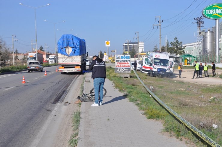 Konya'da tırın çarptığı bisikletin sürücüsü öldü